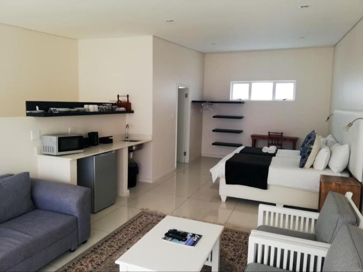 Green Door Guest House Мозел Бей Стая снимка
