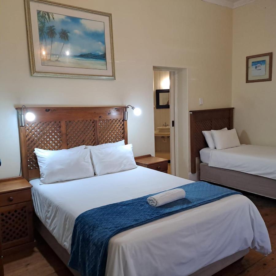 Green Door Guest House Мозел Бей Екстериор снимка
